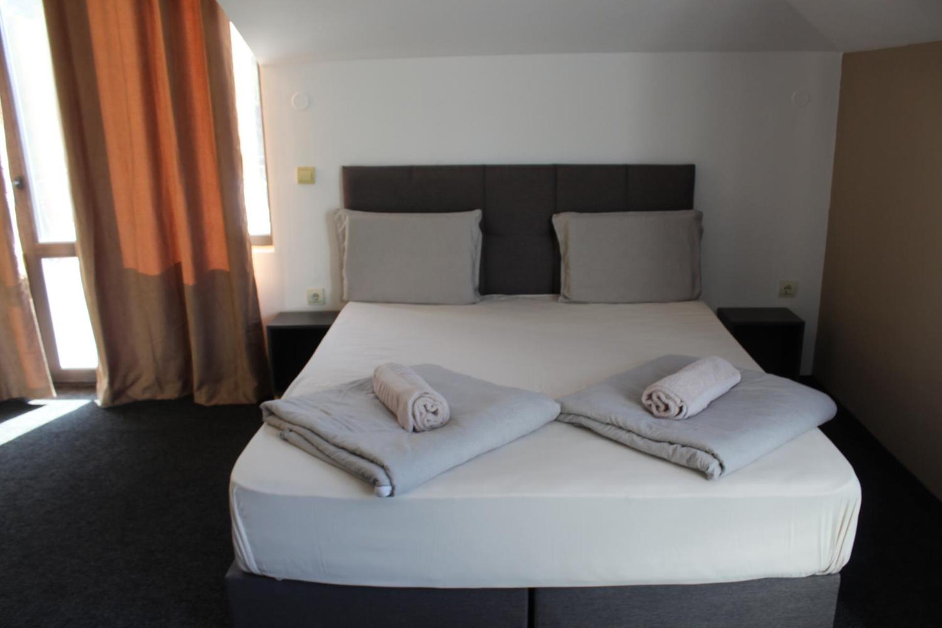 Hotel Color أسينوفغراد المظهر الخارجي الصورة